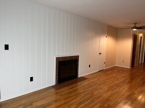 8 Kenny Ct, Unit 12 in Milford, OH - Building Photo - Building Photo