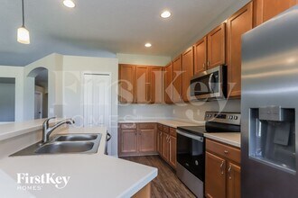 1144 Emerald Hill Way in Valrico, FL - Foto de edificio - Building Photo