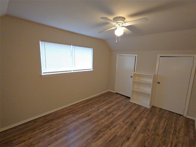 property at 5607 Grace Point Ln