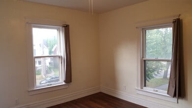 519 Congress St, Unit #2 in Ypsilanti, MI - Building Photo - Building Photo
