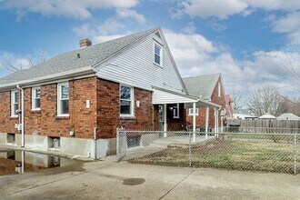1321 Earl Ave in Louisville, KY - Building Photo - Building Photo
