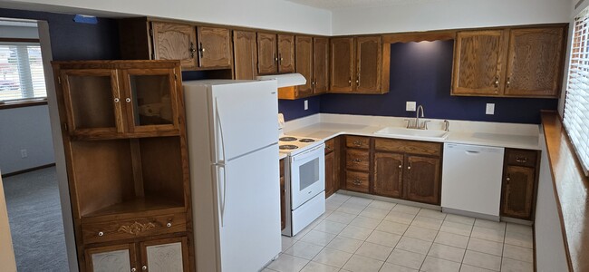 4527 51st St, Unit Duplex 4527 51st St. in Des Moines, IA - Foto de edificio - Building Photo