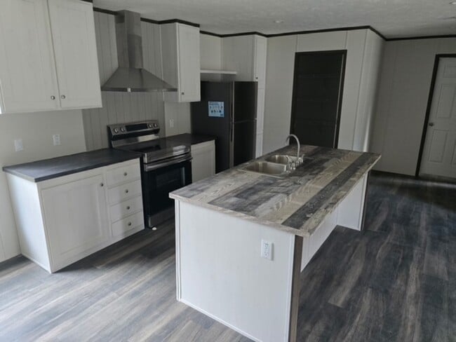 132 Galahad Dr in Prattville, AL - Building Photo - Building Photo