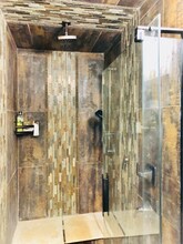 1429 W Jarvis Ave in Chicago, IL - Building Photo - Building Photo