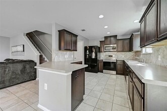 9000 Norwich Castle in Austin, TX - Building Photo - Building Photo