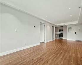 593 Bushwick Ave in Brooklyn, NY - Building Photo - Building Photo