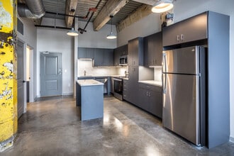 Conwood Flats in Memphis, TN - Foto de edificio - Interior Photo