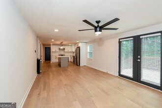 234 Pinehurst Ln in Marietta, GA - Building Photo - Building Photo