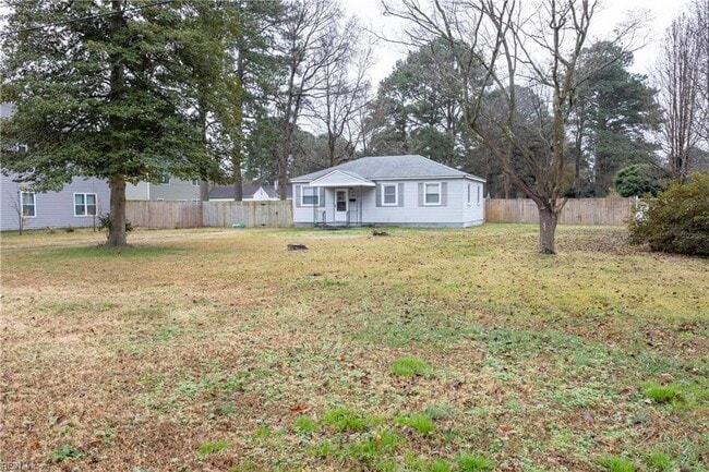 504 Beacon Rd in Portsmouth, VA - Building Photo - Building Photo