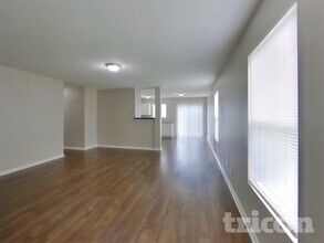 6409 Alonzo Dr in Indianapolis, IN - Foto de edificio - Building Photo