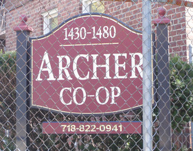 Archer Coop in Bronx, NY - Foto de edificio - Building Photo