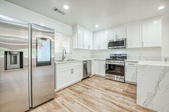 2109 Tulare St in Selma, CA - Building Photo - Building Photo