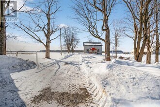 3072 York's Corners Rd in Ottawa, ON - Building Photo - Building Photo