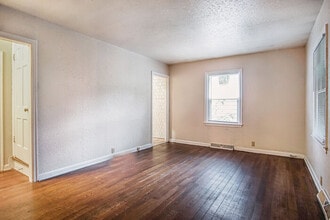 2013 Elwood Ave in South Bend, IN - Building Photo - Building Photo