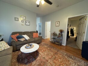 3254 Berwyn Pl in Cincinnati, OH - Building Photo - Building Photo
