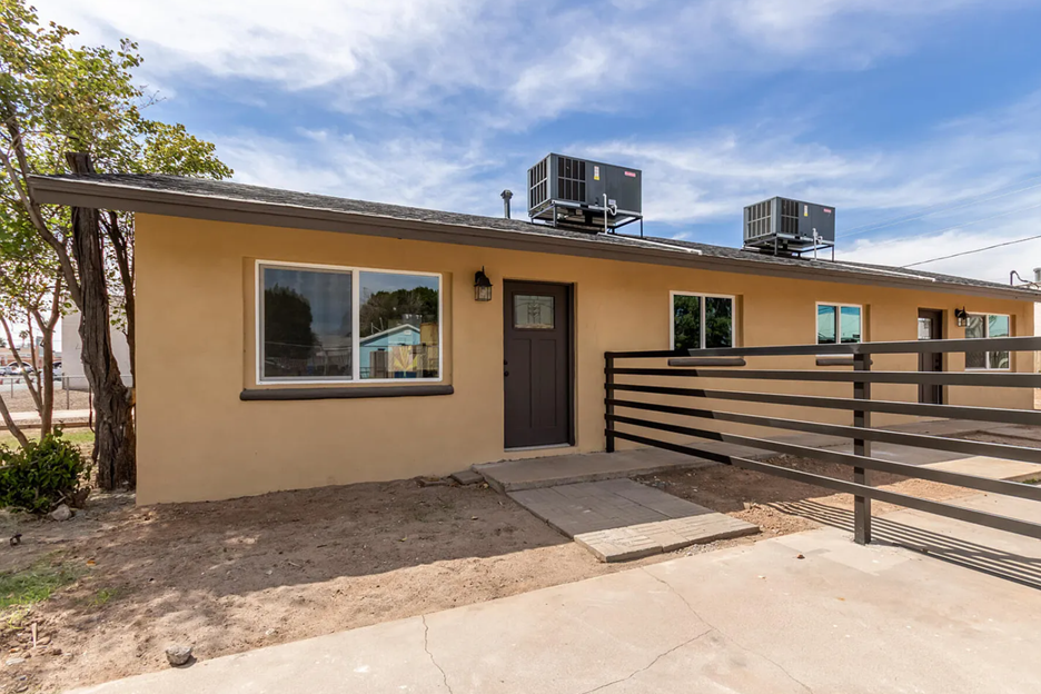 2630 W Lane Ave, Unit A in Phoenix, AZ - Foto de edificio