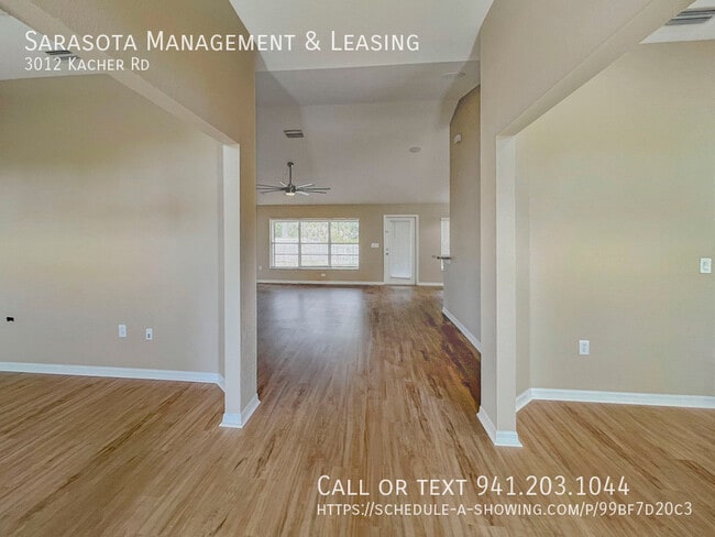 3012 Kacher Rd in North Port, FL - Building Photo - Building Photo