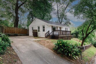 895 Durant Pl NE in Atlanta, GA - Building Photo - Building Photo