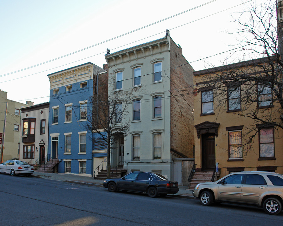 29 Ten Broeck St in Albany, NY - Building Photo