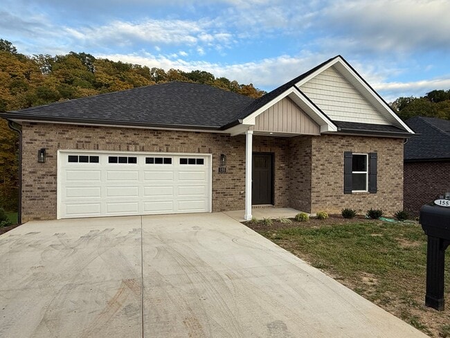 155 Quiet Stroll Ln in Johnson City, TN - Foto de edificio - Building Photo