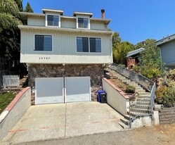 14750 Saturn Dr in San Leandro, CA - Building Photo