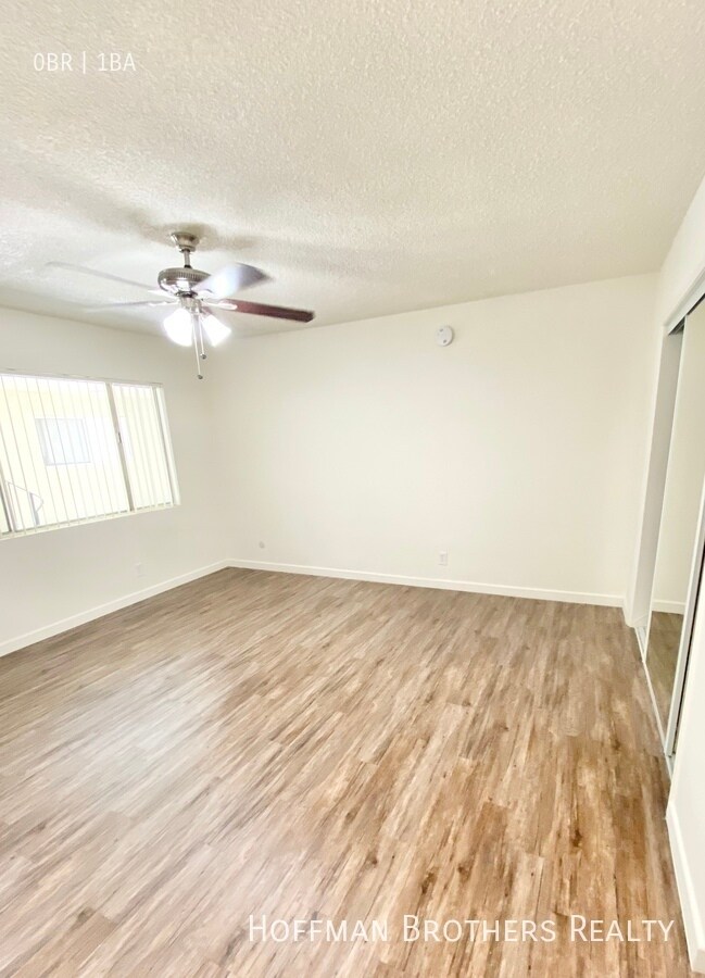 224 S Reno St, Unit 10 in Los Angeles, CA - Building Photo - Building Photo