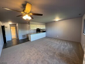 2 Pico Ct in Vernon, NJ - Building Photo - Building Photo