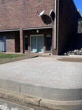 1127 Airport Rd, Unit Lake View Condo Apt A in Hot Springs, AR - Foto de edificio - Building Photo