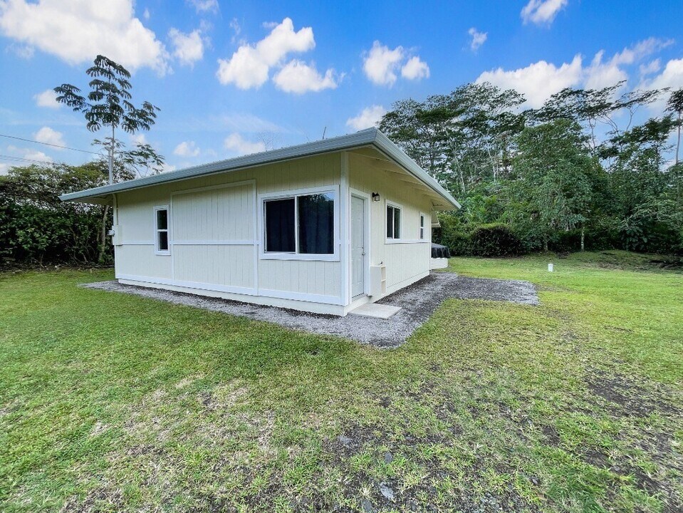 15-1496-1496 16th Ave in Keaau, HI - Building Photo
