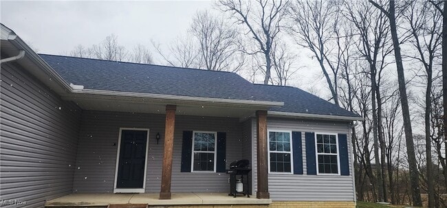 6965 Chandlersville Rd in Chandlersville, OH - Building Photo - Building Photo