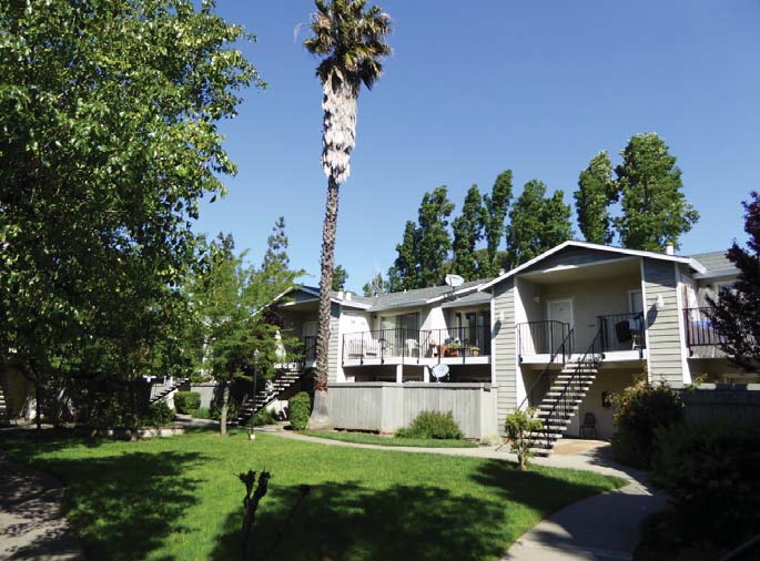 Jasmine Gardens Apartments in Fairfield, CA - Building Photo