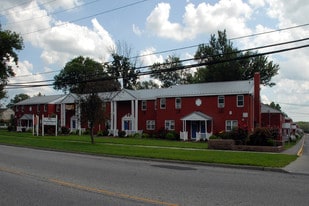 Chestnut Square in Vineland, NJ - Building Photo