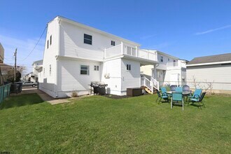 109 10th St S in Brigantine, NJ - Building Photo - Building Photo