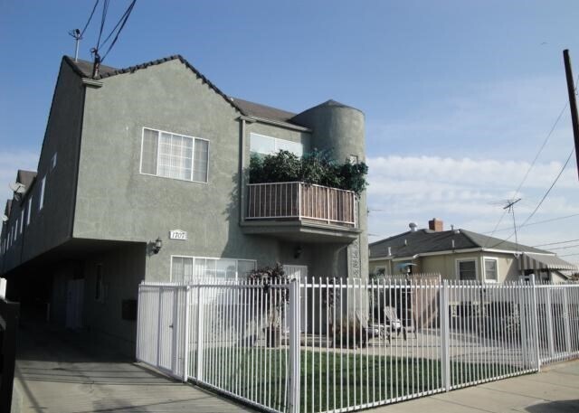 1707 W 149th St in Gardena, CA - Building Photo