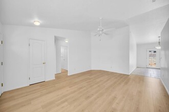 555 Diagonal St in Saint George, UT - Foto de edificio - Building Photo