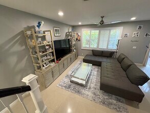 9205 Villa Palma Ln in West Palm Beach, FL - Building Photo - Building Photo