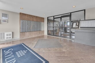 99-99 Sidney St in Belleville, ON - Building Photo - Building Photo