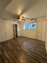 2701 Hemphill St in Fort Worth, TX - Foto de edificio - Building Photo