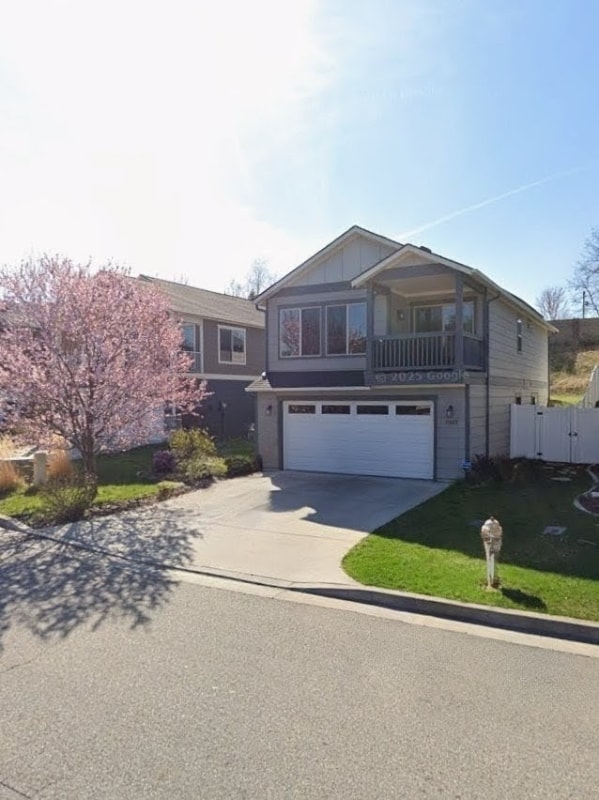 11822 E Rivercrest Dr in Spokane Valley, WA - Foto de edificio - Building Photo