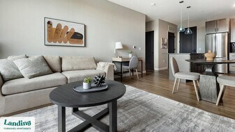 299 DeBaliviere Ave in St. Louis, MO - Building Photo