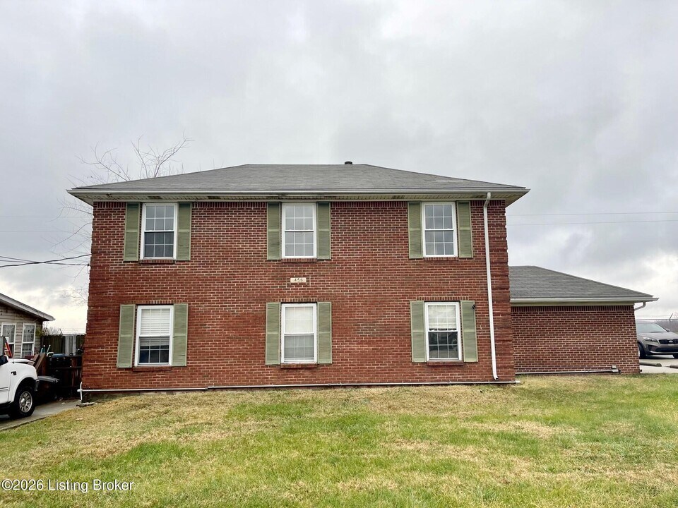 456 Joy Ave in Mount Washington, KY - Building Photo