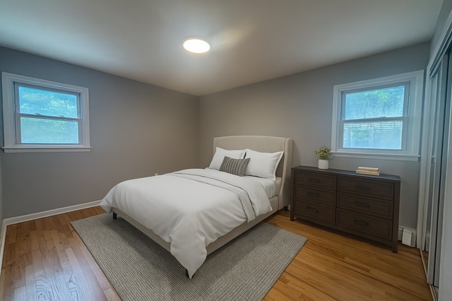 34 Warman St, Unit 2 in Montclair, NJ - Building Photo - Building Photo