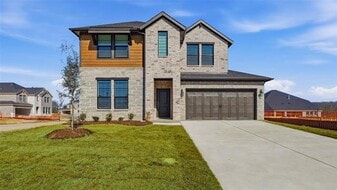 108 Abraham Ct in Princeton, TX - Building Photo