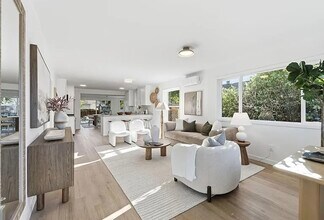 711 Roosevelt Ave in Redwood City, CA - Building Photo - Building Photo