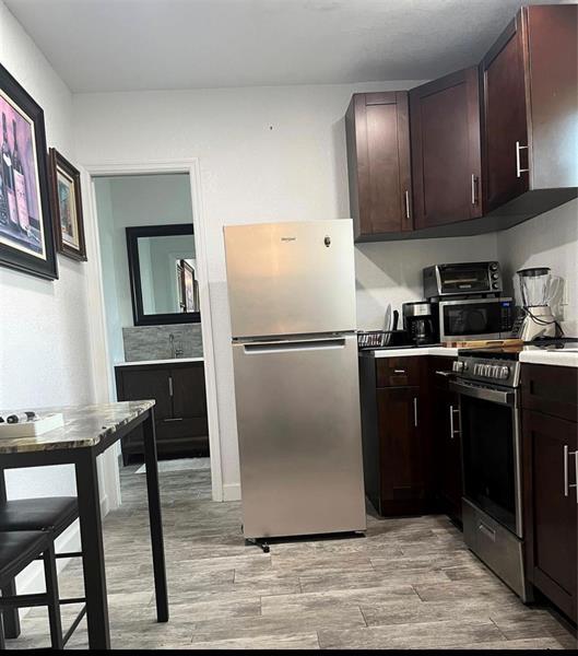 property at 2001 N Park Rd