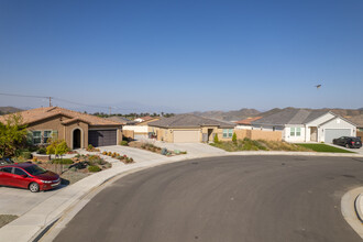 29127 Dallas Cir in Winchester, CA - Building Photo - Building Photo