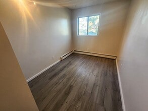 7 Park Ln Dr in Strathmore, AB - Building Photo - Building Photo