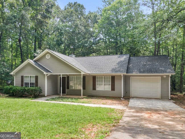 520 Butler Bridge Dr in Mcdonough, GA - Foto de edificio - Building Photo