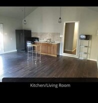 1909 Brunson Ave in Midland, TX - Building Photo