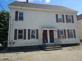 17 Mousam St, Unit 17B Mousam St. in Sanford, ME - Building Photo